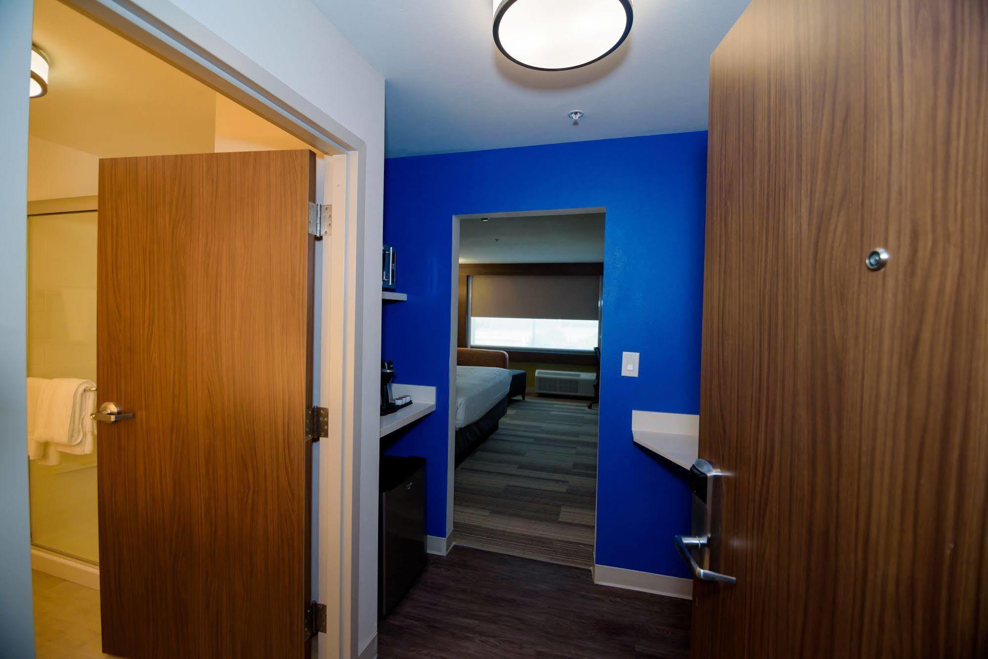 Holiday Inn Express & Suites Mckinney - Frisco East By Ihg Exterior foto